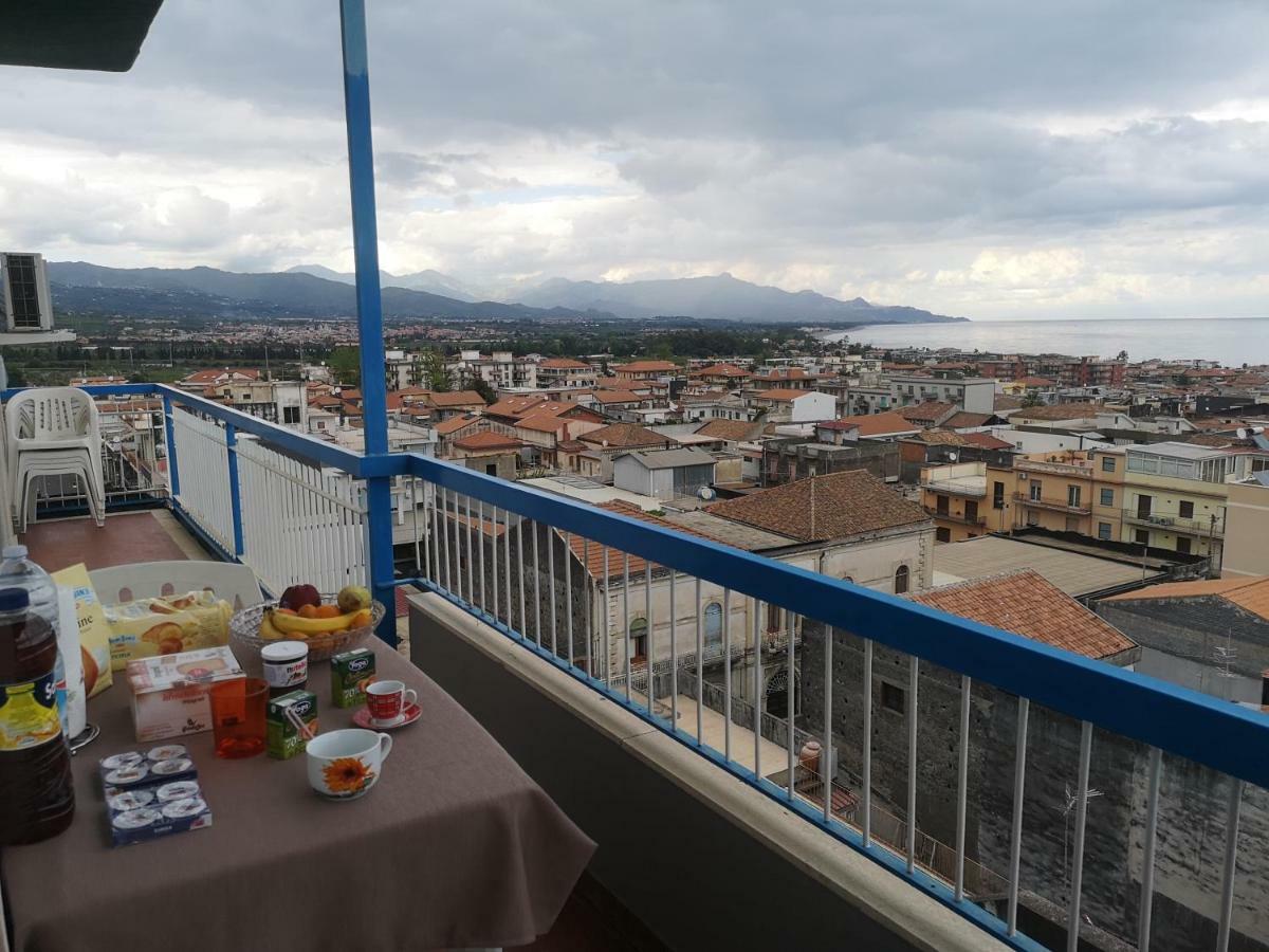 Casa Donna Rosaria Tra Etna E Taormina Apartment Riposto Exterior photo